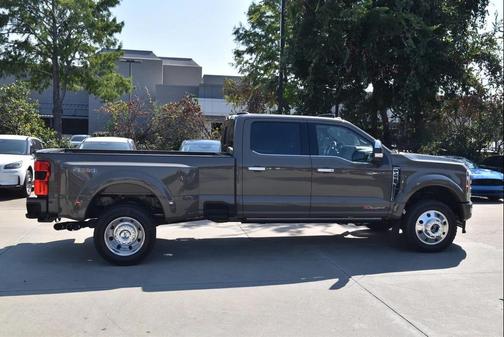 2026 Ford F-450 Platinum