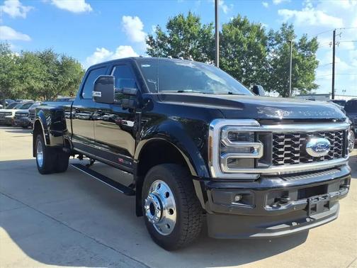 2026 Ford F-450 Platinum