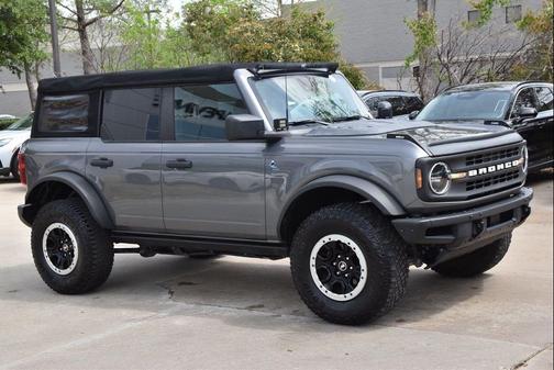 Carbonized Gray Metallic 2021 Ford Bronco Black Diamond
