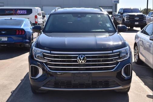 2024 Volkswagen Atlas 2.0T SE