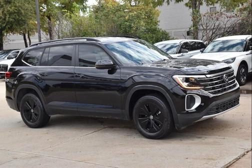 2024 Volkswagen Atlas 2.0T SE