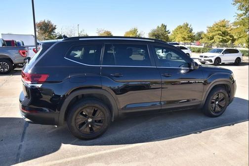 2024 Volkswagen Atlas 2.0T SE