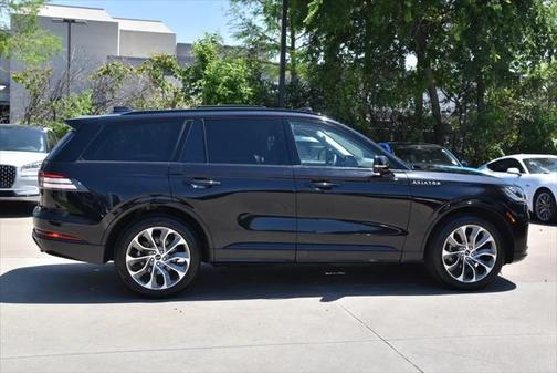 2025 Lincoln Aviator Premiere