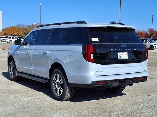 2025 Ford Expedition Max Active 4x2