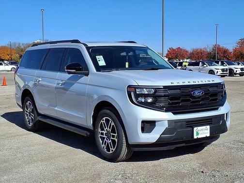 2025 Ford Expedition Max Active 4x2