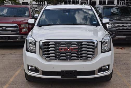 White Frost Tricoat 2018 GMC Yukon Denali