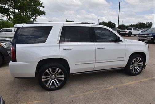 White Frost Tricoat 2018 GMC Yukon Denali