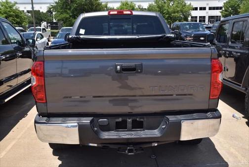 2014 Toyota Tundra SR5