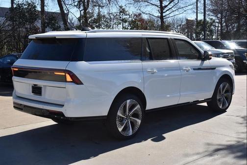 2026 Lincoln Navigator Black Label