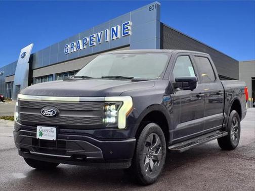 2025 Ford F-150 Lightning LARIAT