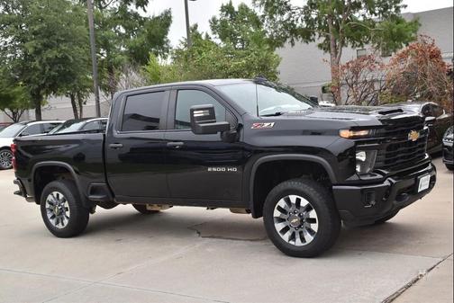 2024 Chevrolet Silverado 2500 Custom