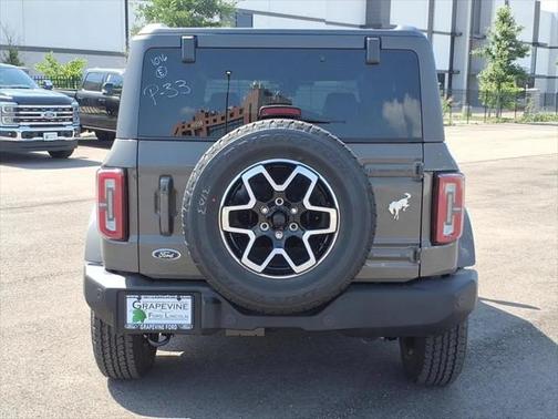 2025 Ford Bronco Outer Banks