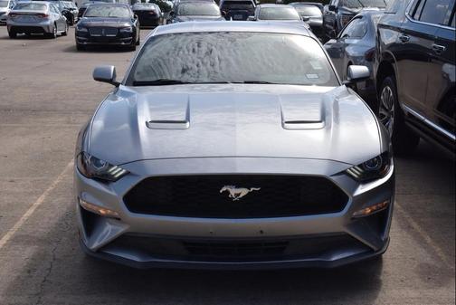 2020 Ford Mustang EcoBoost