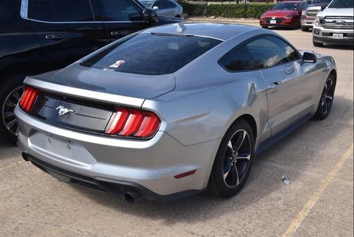 2020 Ford Mustang EcoBoost