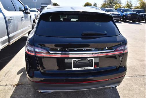 2021 Lincoln Nautilus Reserve