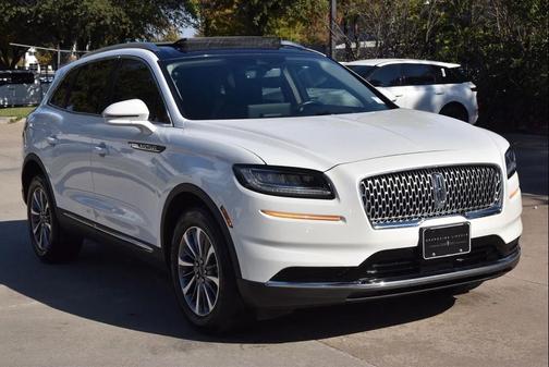 2022 Lincoln Nautilus Reserve