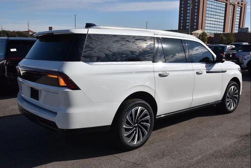 2025 Lincoln Navigator Black Label