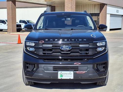 2025 Ford Expedition Max Active 4x2