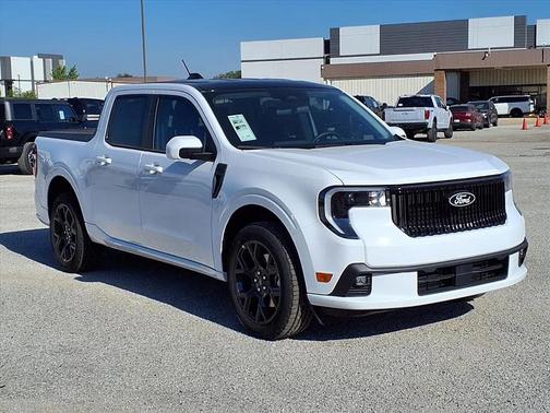 2025 Ford Maverick Lobo Standard