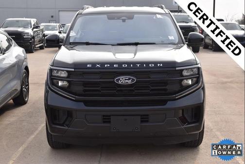2025 Ford Expedition Max Active 4x4