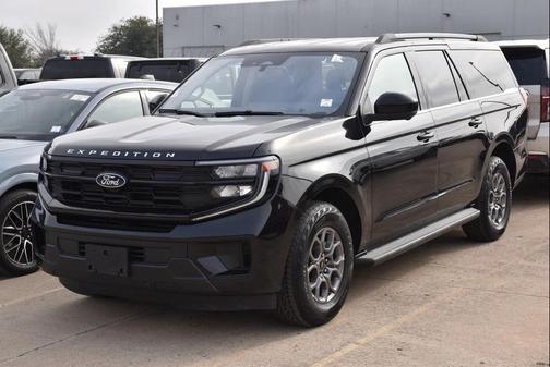2025 Ford Expedition Max Active 4x4