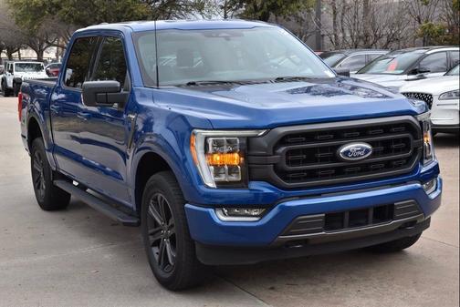 Atlas Blue Metallic 2022 Ford F-150 XLT