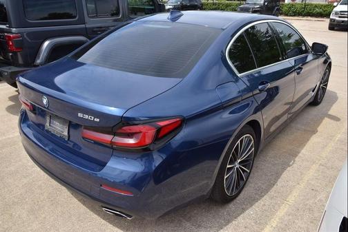 Phytonic Blue Metallic 2023 BMW 530e Base