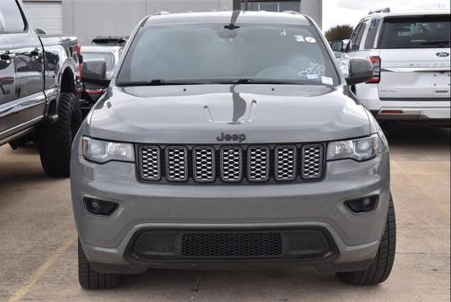 2021 Jeep Grand Cherokee Laredo