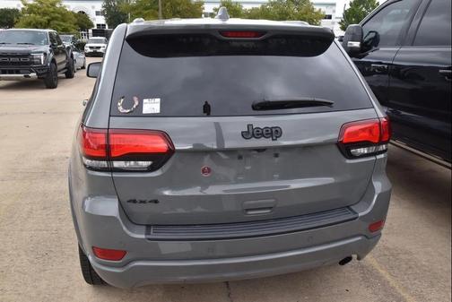 2021 Jeep Grand Cherokee Laredo