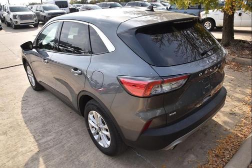 2021 Ford Escape SE