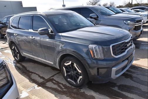 2023 Kia Telluride S