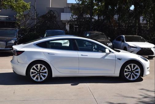 2020 Tesla Model 3 Long Range