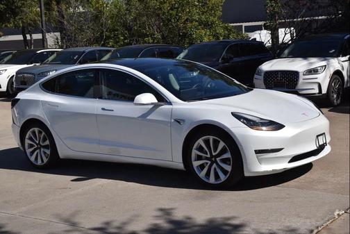 2020 Tesla Model 3 Long Range
