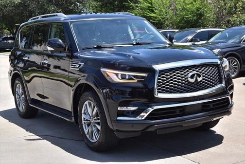 2021 INFINITI QX80 Luxe