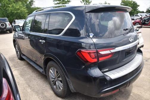 2021 INFINITI QX80 Luxe