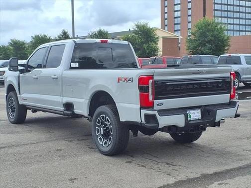 2025 Ford F-350 Platinum