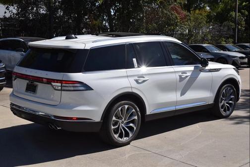 2025 Lincoln Aviator Reserve