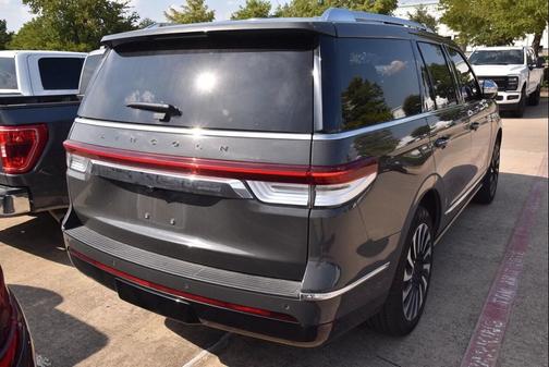 2023 Lincoln Navigator Black Label
