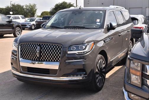 2023 Lincoln Navigator Black Label