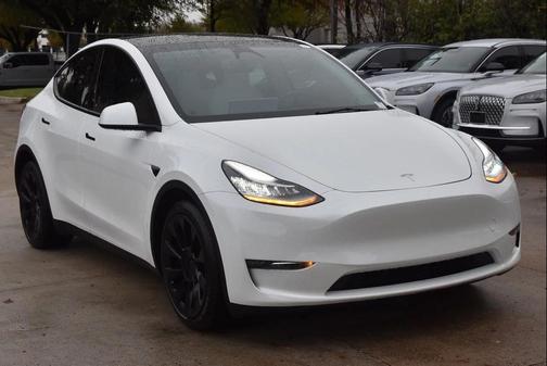 2023 Tesla Model Y Long Range Dual Motor All-Wheel Drive