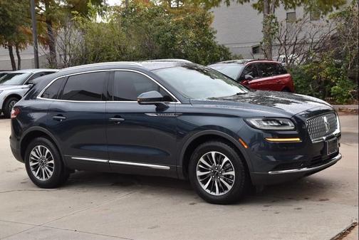 2022 Lincoln Nautilus Standard