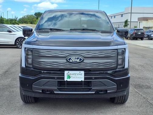 2025 Ford F-150 Lightning LARIAT