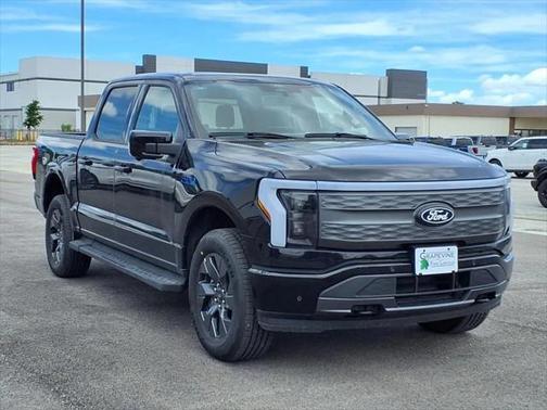 2025 Ford F-150 Lightning LARIAT