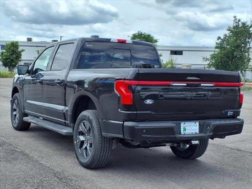 2025 Ford F-150 Lightning LARIAT
