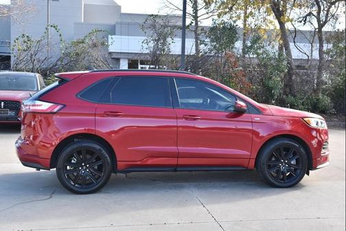 2022 Ford Edge ST Line
