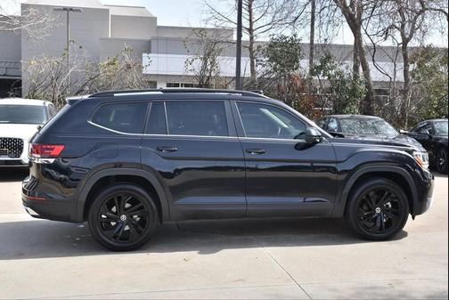 2022 Volkswagen Atlas 2.0T SE w/Technology