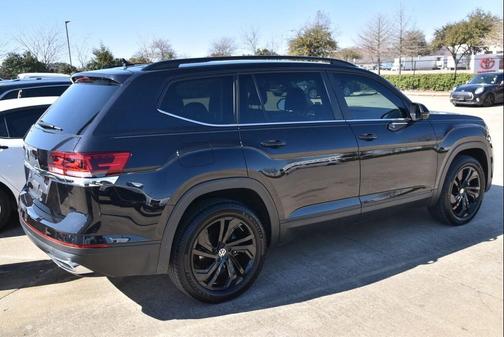 2022 Volkswagen Atlas 2.0T SE w/Technology