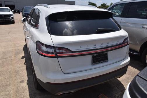 2022 Lincoln Nautilus Standard