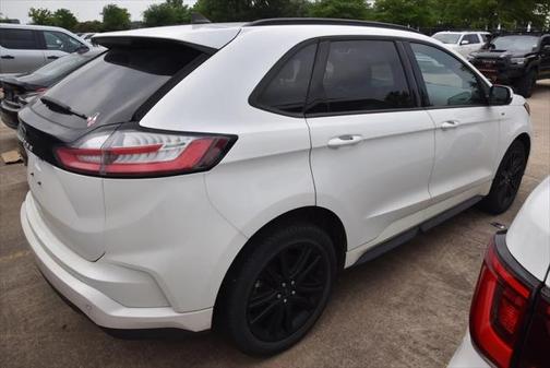 2022 Ford Edge ST Line