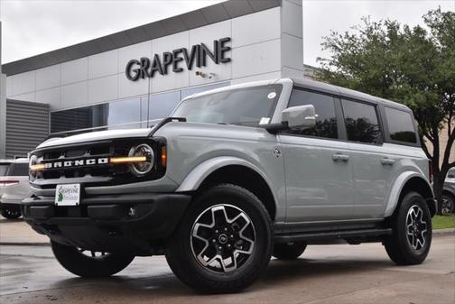 2024 Ford Bronco Outer Banks